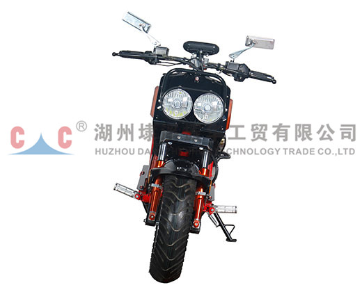 What are the precautions for summer motorcycle maintenance